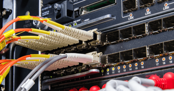 【初心者向け】L3スイッチとは？主な役割やルーターとの違いを解説