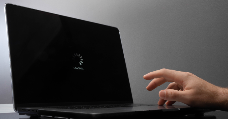 UNIランプが点灯・点滅しているのに通信が遅い・できないときの5つの原因