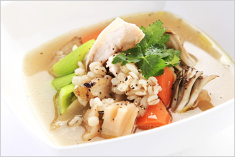 押し麦と鶏 根菜のスープ 健康レシピ Eo健康